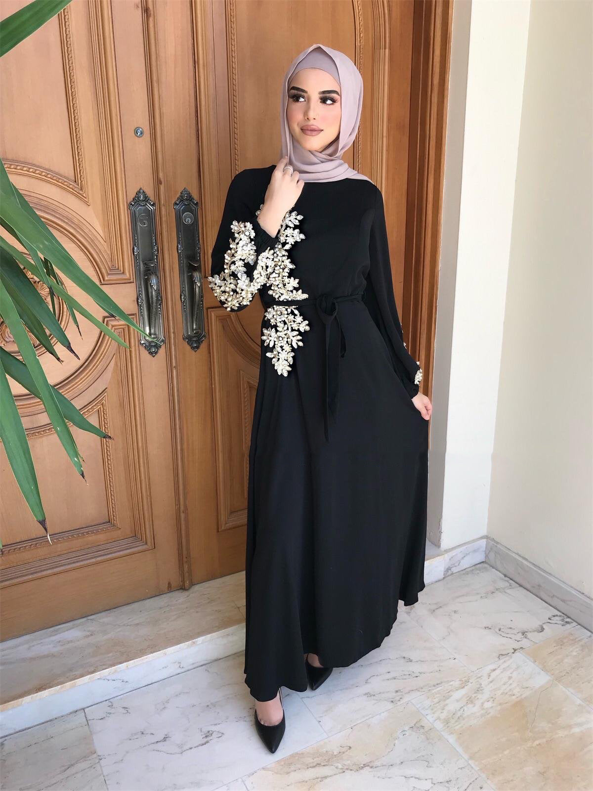 Dignified Side-Embroidered Abaya